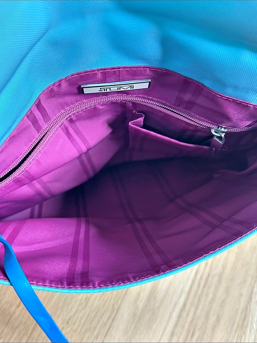 TUMI Blue Shoulder Bag - Picture 4 of 9